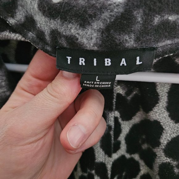 Leopard Sweater Jacket - Picture 2 of 2